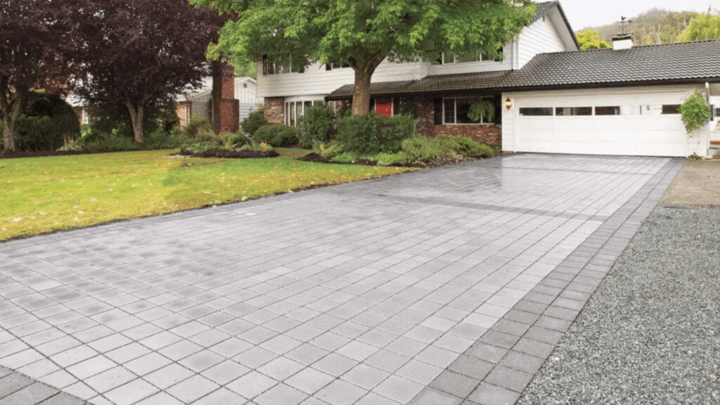 Paver-Installation